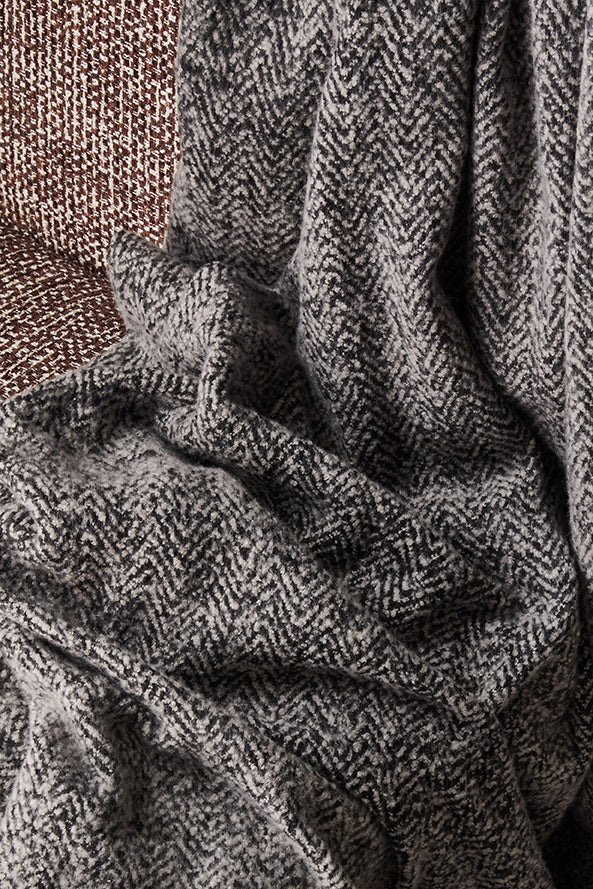 Alba Faux Mohair Throw 130x170cm Grey Black