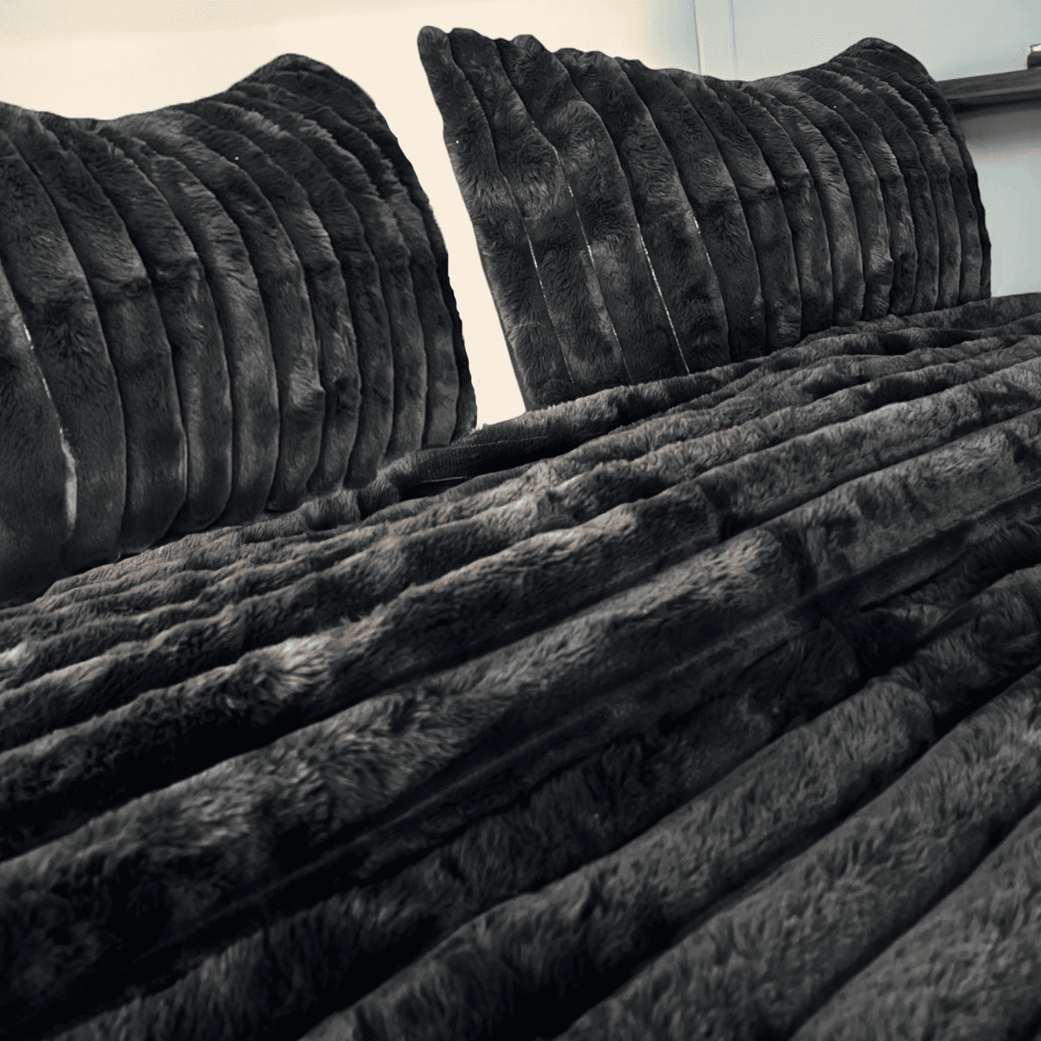 Arna 3 Pc Comforter Queen 240x240cm + 2 Pillow Cases 48x73cm Charcoal