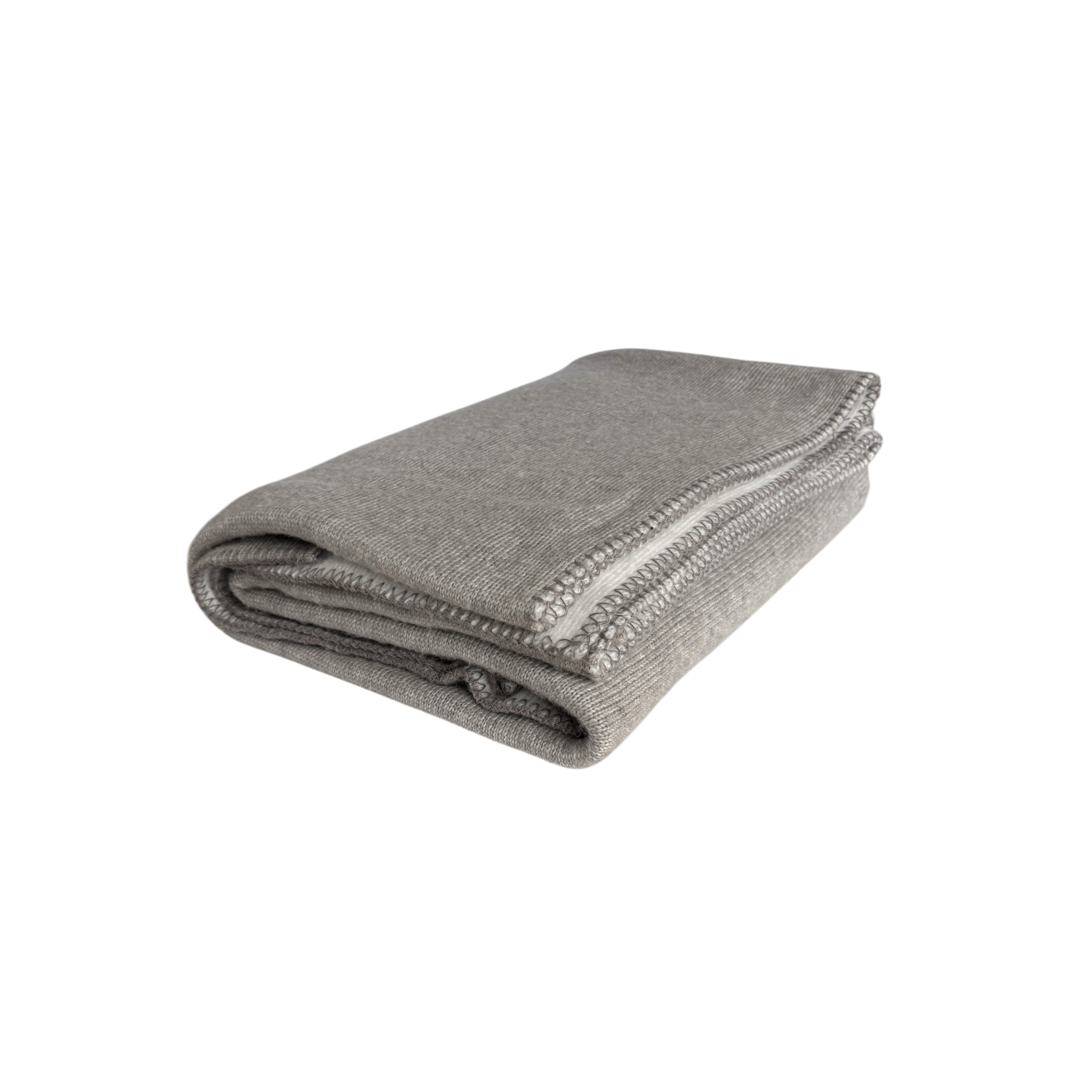 Atelier Blanket Throw 130x180cm Grey & White