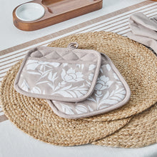 Load image into Gallery viewer, Madden Jute Placemat 4 pack 35x35cm Natural