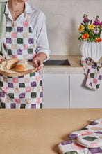 Load image into Gallery viewer, Tidal Glass Vase Large 25x8.5x27cm Cream