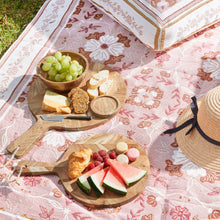 Load image into Gallery viewer, Tyrone Serving Board Round 40x28cm Natural