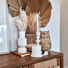 Load image into Gallery viewer, Ostra Candle Holder Large 19.5x13x4.5cm White