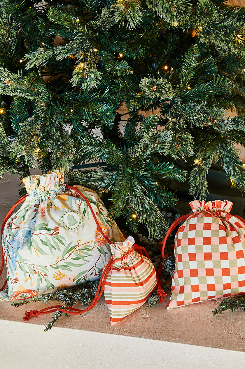 Australian Bird Christmas Gift Bags 3pk 60x80x1.5cm Green Multi