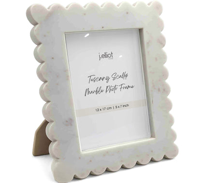 Tuscany Scallop Marble Photo Frame 12x17cm White