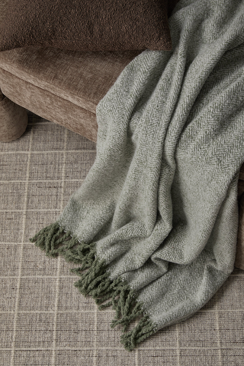 Alba Faux Mohair Throw 130x170cm Sage Green