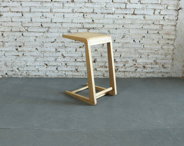 Dario Side Table 45x35x64cm Oak