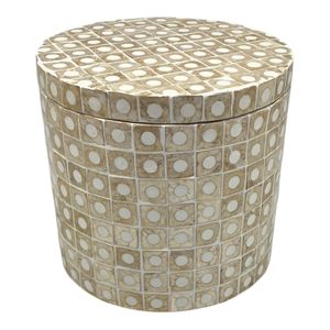 Elodie Pearl Large Circular Box 20x20x18cm Natural; ETA Mid Septemeber