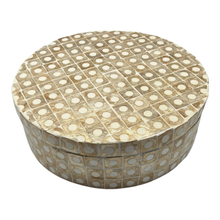 Load image into Gallery viewer, Elodie Pearl Small Box 25x25x8cm Natural; ETA Mid Septemeber
