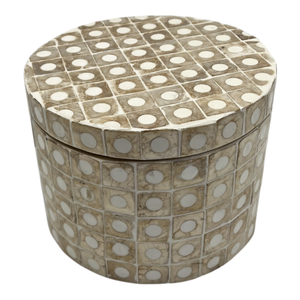 Elodie Pearl Small Circular Box 14x14x12cm Natural; ETA Mid Septemeber