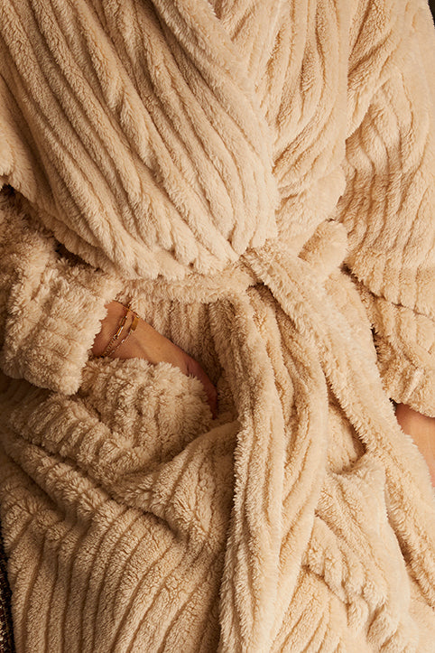 Fleur Darling Fluffy Robe 44x36x63cm Beige