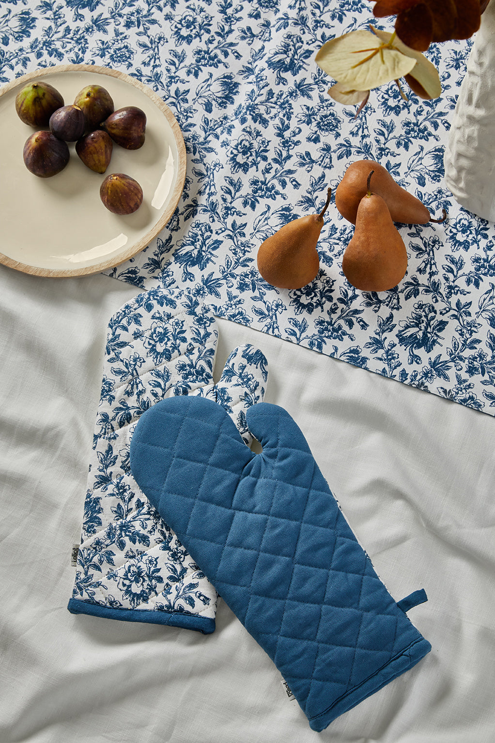 Floral Sonata Oven Mitt 2pk 19x35cm Blue