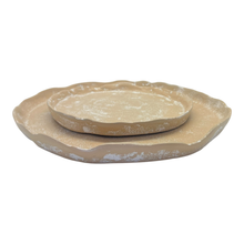 Load image into Gallery viewer, Mara Round Plate Small 21x20x2cm Whitewash; ETA Mid Septemeber
