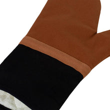 Load image into Gallery viewer, Selby Oven Mitt 34x15cm Ginger &amp; Black
